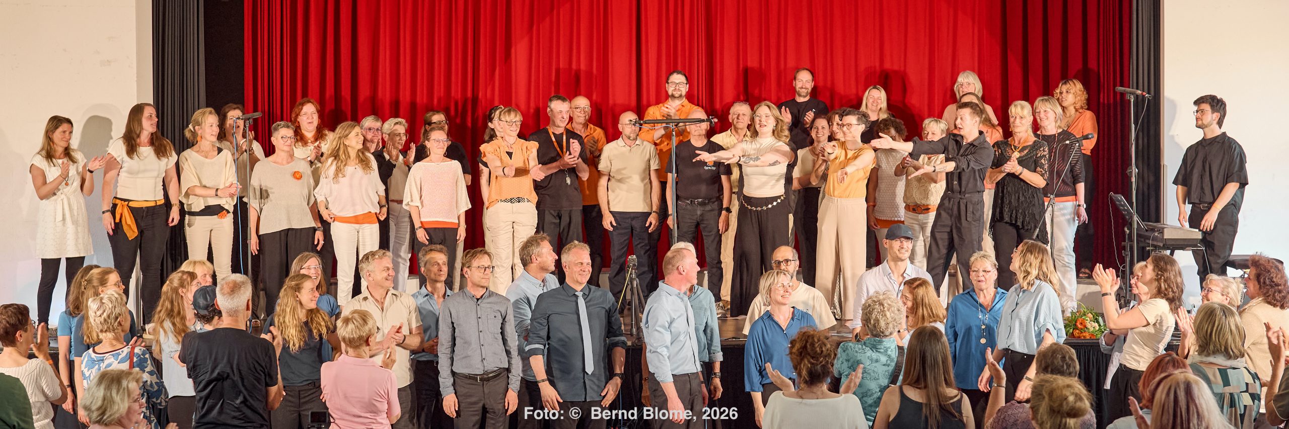Mehr über den Artikel erfahren Berlin-Konzert  „Cover me in Sunshine“ mit Partnerchor Orange Voices  – 2026